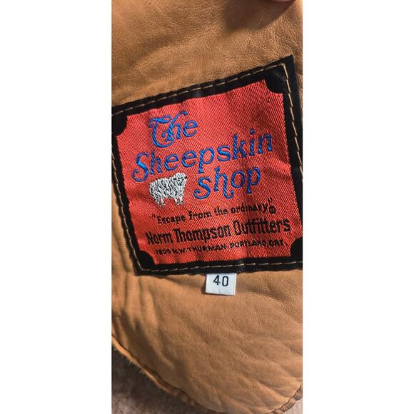 Sheepskin Shop Portland Sheepskin Coat Bone Buttons Vintage Size 40 - Picture 3 of 13